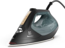 Electrolux Renew 800 E8SI2-6OG höyrysilitysrauta