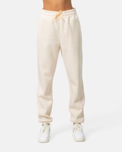 Anelie Pant