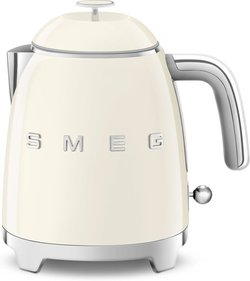 Smeg KLF05CREU -vedenkeitin, kermanvalkoinen