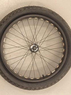 24" FAT etukiekko renkaalla, varaosa