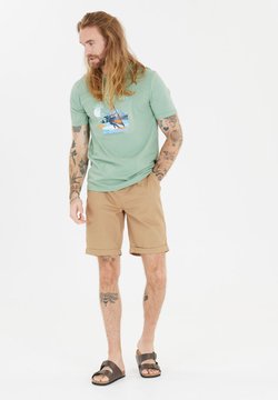 M Gilchrest Shorts - miesten shortsit